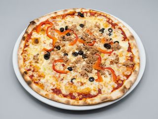 Pizza Mediterránea