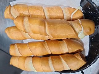 Tequeños XL Caseros De Jamón york y Queso (1 Ud.)