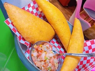 EMPANADAS VENEZOLANA XL Ternera y Queso