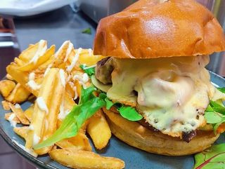 HAMBURGUESA MEXICANA