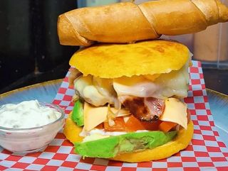 AREPA BURGUER 