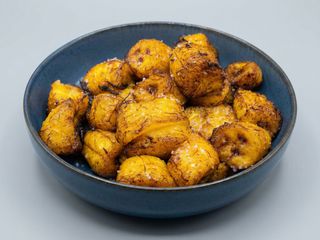RACION DE PLATANO MADURO