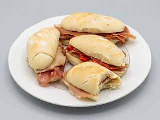 Pulga De Serrano Y Manchego