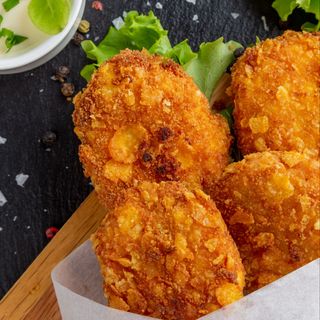 Nuggets de Pollo 6 uni con patatas