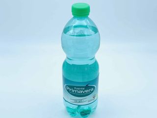 Agua Con Gas
