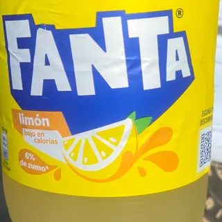 Fanta limón 1,5 L