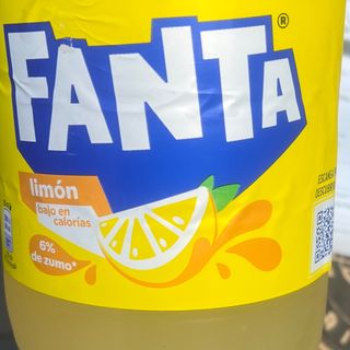 Fanta limón 1,5 L