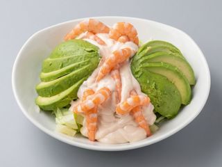 Ensalada De Aguacate Con Langostinos