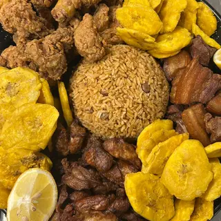 Plato mixto De Pollo y Chicharrón