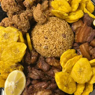 Plato Mixto De Pollo , Chicharrón , Carne Salada