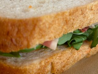 Sándwich Jamón y Queso Tostado