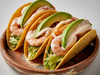 3 Tacos Crujientes de Camarones