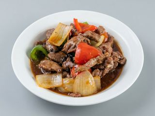 39. Ternera Con Salsa De Judías Negras