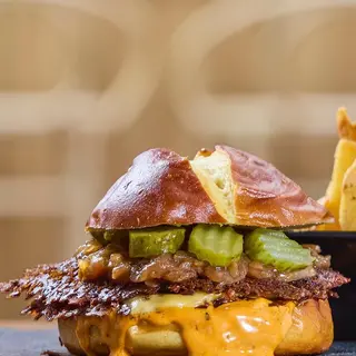 Burger La Emmy