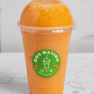 Zumo de zanahoria natural