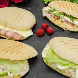 Mollete / YORK Y QUESO