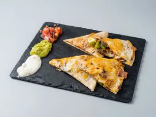 Quesadilla Bacon Lovers