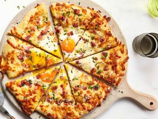 Pizza carbonara 32cm