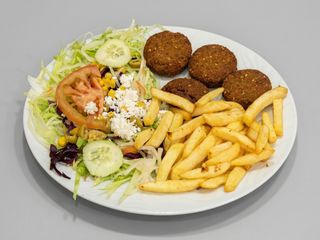Plato falafel