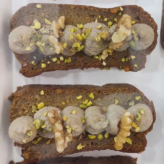 Bizcocho zanahoria y Frosting anacardos 110g)