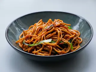 Tallarines Fritos Con Verduras 蔬菜炒面