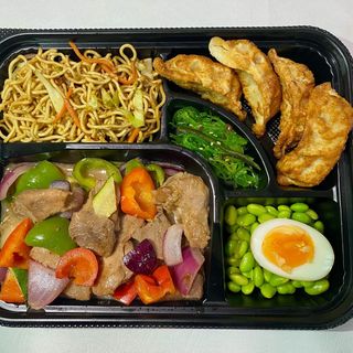 M3.Cambo de Cerdo Agridulce + BEBIDA...