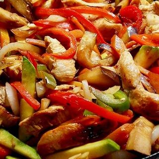 C7.Cerdo al Picante...