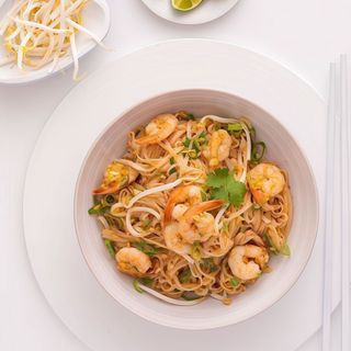 B1.Pad Thai Con Gambas