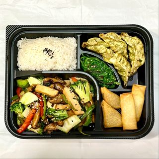 M5.Combo de Vegano  + BEBIDA...