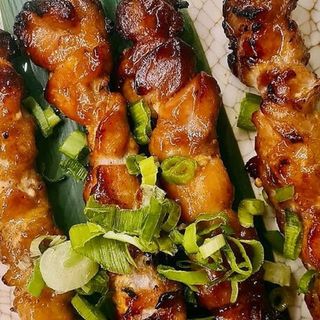 A6.Yakitori de Pollo (4 Uds)