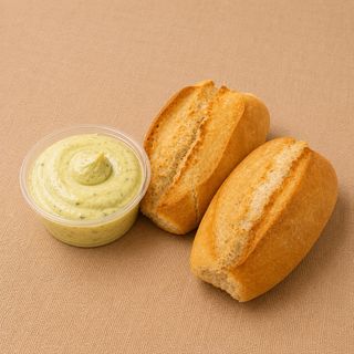 2 panecitos + alioli