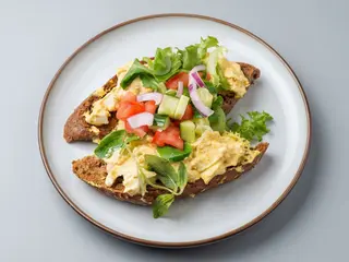 Bocadillo Ensalada de Huevo