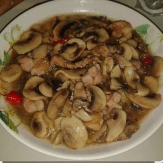 #90:Cerdo con champiñones 