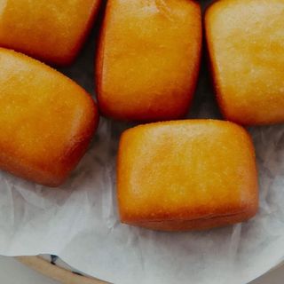 Q23:Pan chino Mini 2u