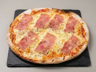 Pizza Prosciuto (30 Cm. x 30 Cm.)