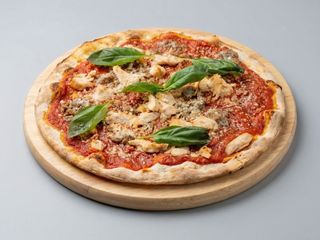 Pizza A La Boloñesa (30 Cm. x 30 Cm.)