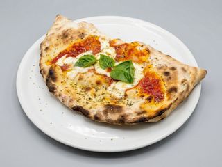 Calzone 4 Formaggi