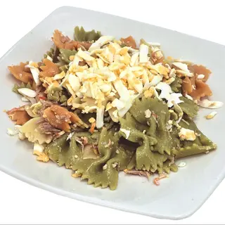 Ensalada de pasta con atún