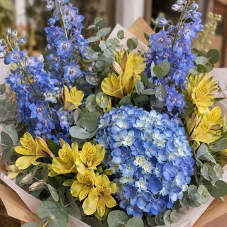 Ramo blue hortensia