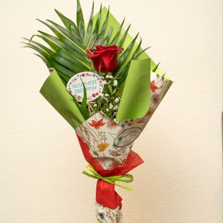 Ramo 1 Rosa Roja pik Felicidades