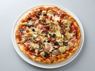 Pizza Capricciosa 33cm Largo