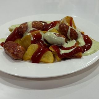Ración De Salchipapas