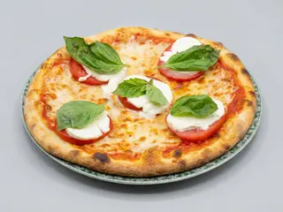 22 P Tomate Y Flor De Leche (33 Cm.)