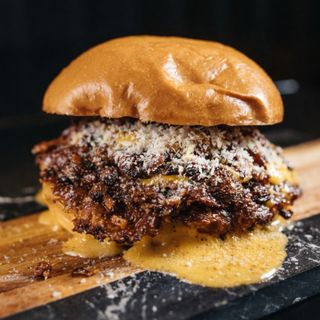 La Carbonara ( nuestra candidata a Best Burger Spain 2026)