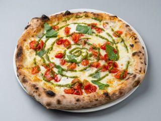 Pizza Caprese (30 cm. a 33 cm. aprox.)