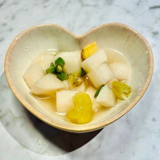 Rábano encurtido casero - 跳水萝卜