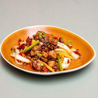 Pollo Frito con Hueso Picante - 绵阳干锅鸡