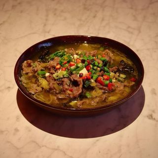 NEW! Ternera con Sopa Agria de Col Encurtida - 酸汤牛肉