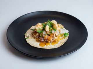 Taco De Carnitas (4 Uds.)