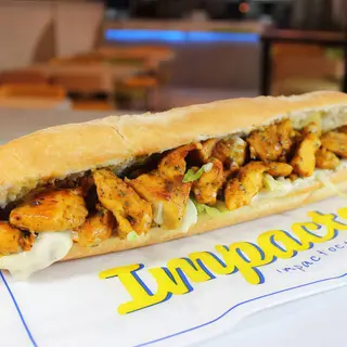 Combo bocadillo pinchitos (pollo/carne)